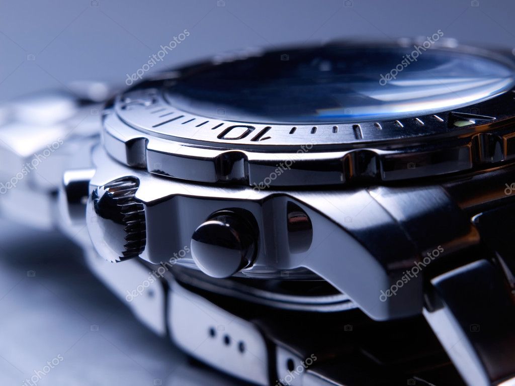 depositphotos_2174889-stock-photo-steel-watch
